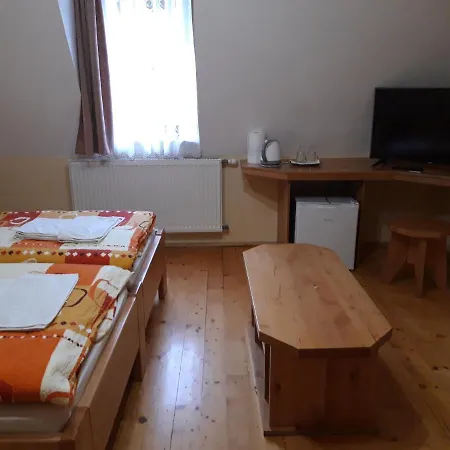 게스트하우스 Weinerovka Varin